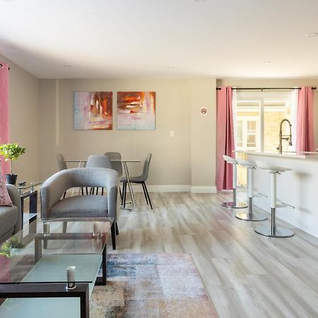Entire 2 Bedroom Apartment Downtown - U2 Kitchener Buitenkant foto
