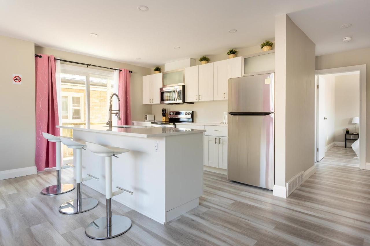 Entire 2 Bedroom Apartment Downtown - U2 Kitchener Buitenkant foto